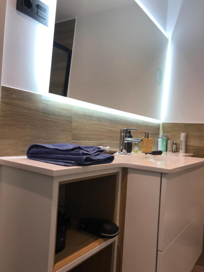 Small Lux Beachcity Close To The River,Metro And Parking บิลเบา ภายนอก รูปภาพ